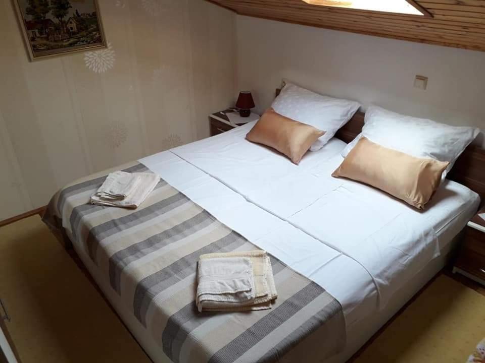 Apartment Mario Dramalj Bagian luar foto