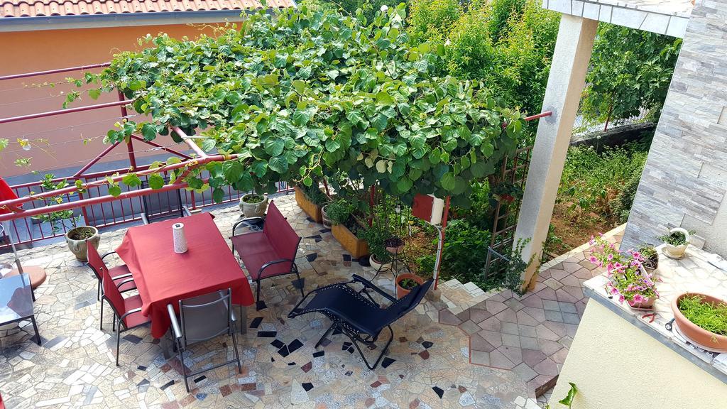 Apartment Mario Dramalj Bagian luar foto
